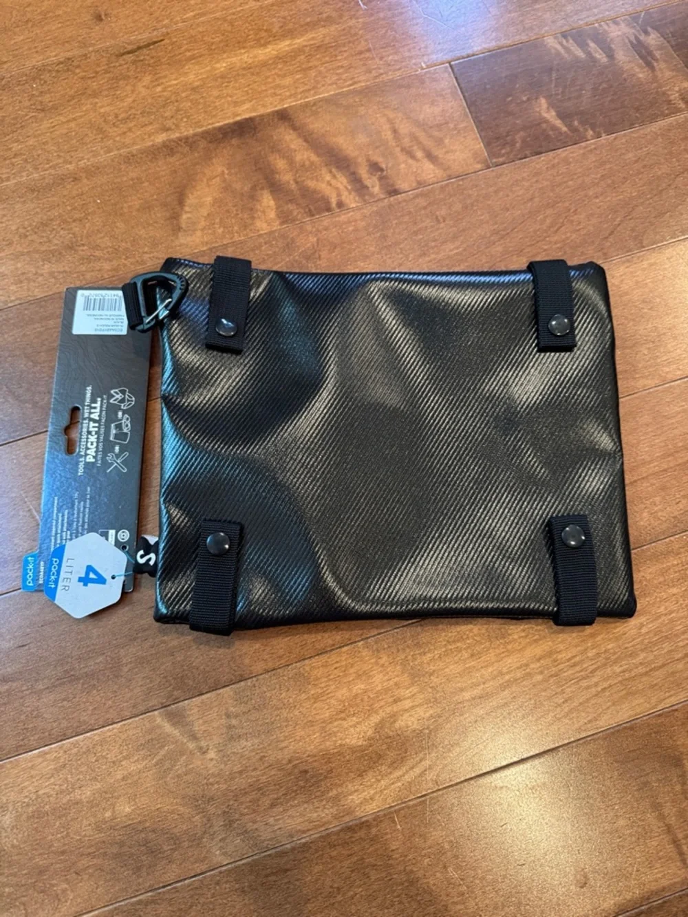 Eagle Creek Black Travel Pouch